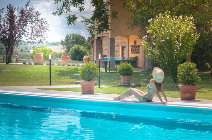 Gîte pour 2 personnes, avec piscine ainsi que jardin et vue à Pitigliano - 4
