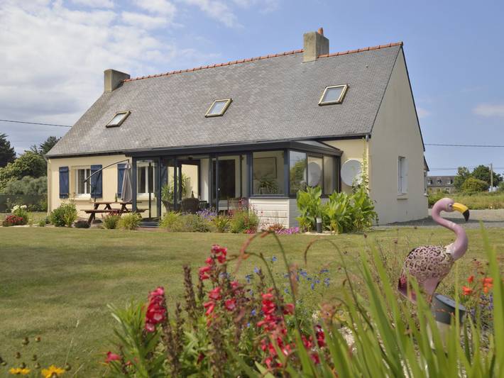 Ferienhaus für 4 Personen, mit Terrasse und Garten in Kerbors