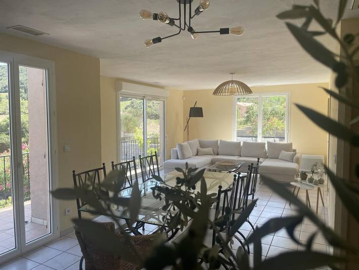 Gîte pour 8 personnes, avec jardin à Embres-et-Castelmaure - 3