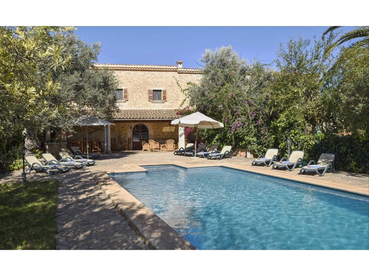 Maison Majorquine avec Piscine et Vue in Búger, Majorque l'intérieur des terres