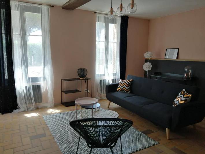Location de vacances pour 6 personnes, avec terrasse à Selles-Saint-Denis