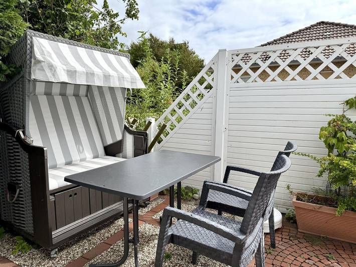 Ganze Wohnung, Gemütliche 2-Zimmer Ferienwohnung für 4 Personen, strandnah in Westerland in Westerland, Sylt (Gemeinde)