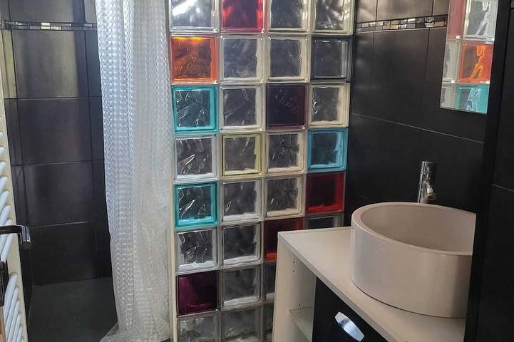 Gîte pour 8 personnes à La Courneuve - 4