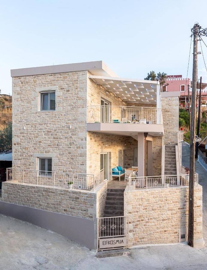 Ferienwohnung für 3 Personen, mit Terrasse und Garten sowie Ausblick in Pitsidia - 2