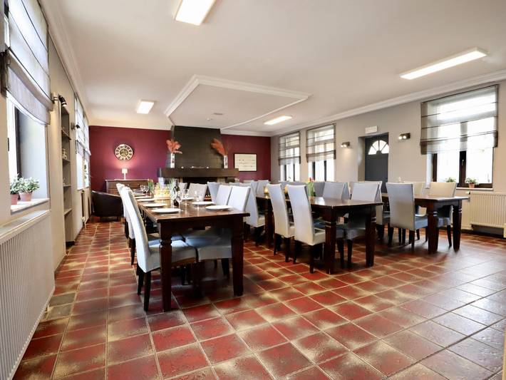 Location de vacances pour 36 personnes, avec jardin à Theux - 3