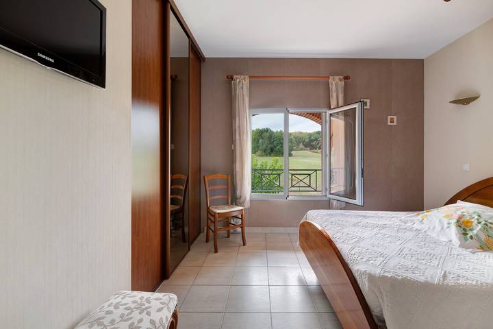 Chambre d’hôtes 'Chambre Lauragaise' avec piscine partagée, Wi-Fi et climatisation in Saint-Marcel-Paulel, Toulouse et ses environs