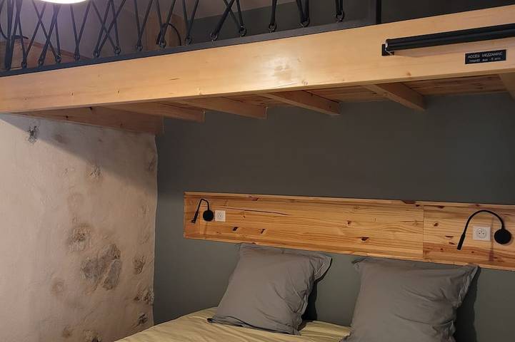 Location de vacances pour 15 personnes, avec jardin à Saint-Gervais-sur-Roubion - 2