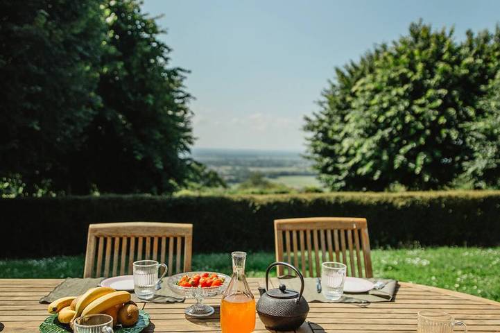 Gîte pour 12 personnes, avec Terrasse et Jardin