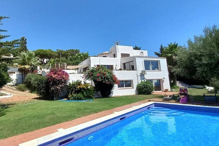 Villa für 10 Personen, mit Garten - 1