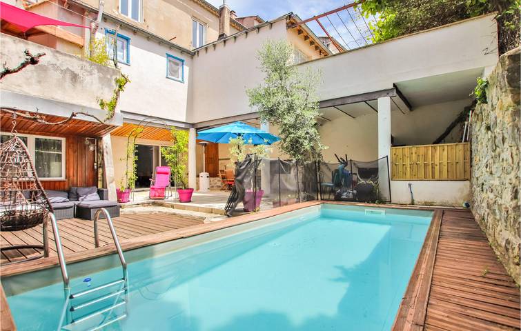 Maison de vacances pour 14 personnes, avec piscine et jardin, adapté aux familles