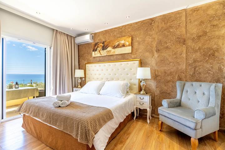 Studio pour 2 personnes, avec jardin et balcon