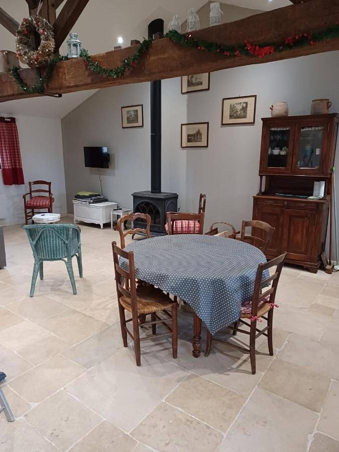 Location de vacances pour 6 personnes, avec jardin et vue à Marnay
