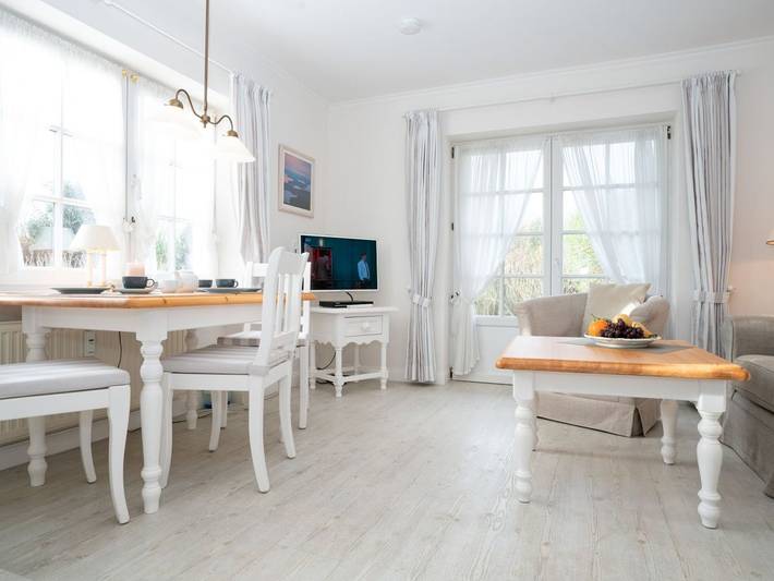 Ferienwohnung für 2 Personen, mit Terrasse und Garten sowie Sauna in Wenningstedt - 4