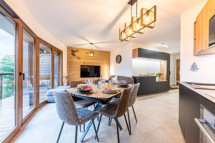Gîte pour 6 personnes, avec Balcon et Terrasse à Cohennoz