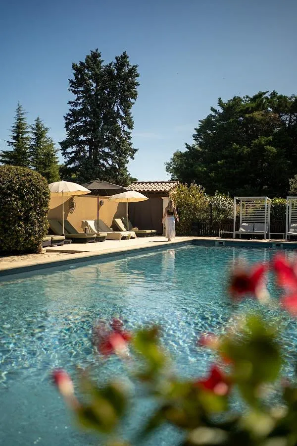 Chambre d’hôte pour 2 personnes, avec jardin ainsi que vue et piscine - 1