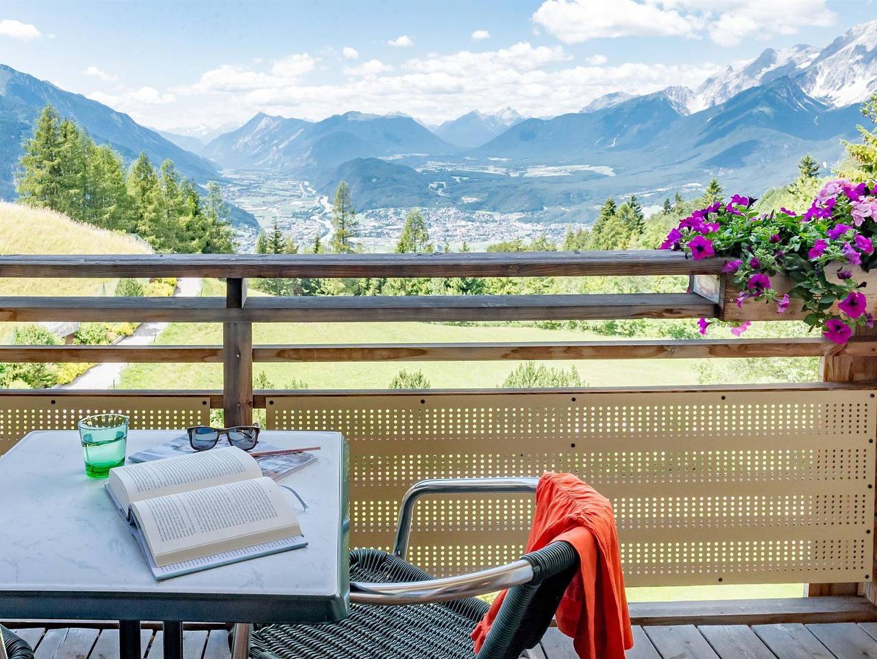 Hotel Inntalerhof - "Sonnenaufgang" Grand Lit-Neu! inkl. Fr in Mösern, Telfs