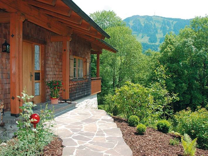 Chalet für 4 Personen, mit Balkon und Terrasse in Rettenberg