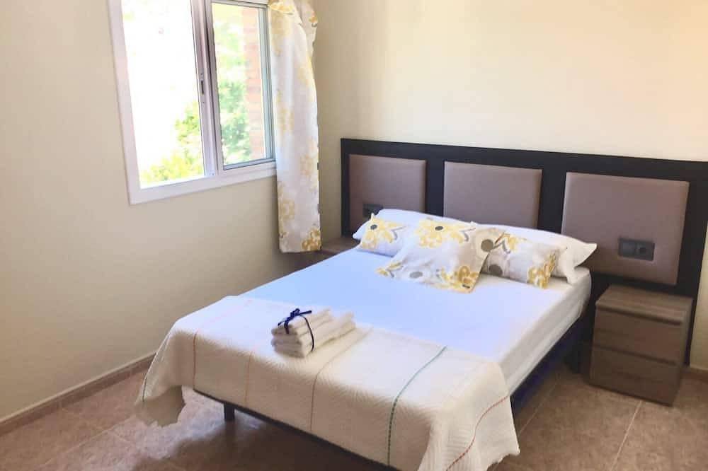 Elegant house w/pool | Aroa by Hl in Canyelles (Barcelona), Garraf