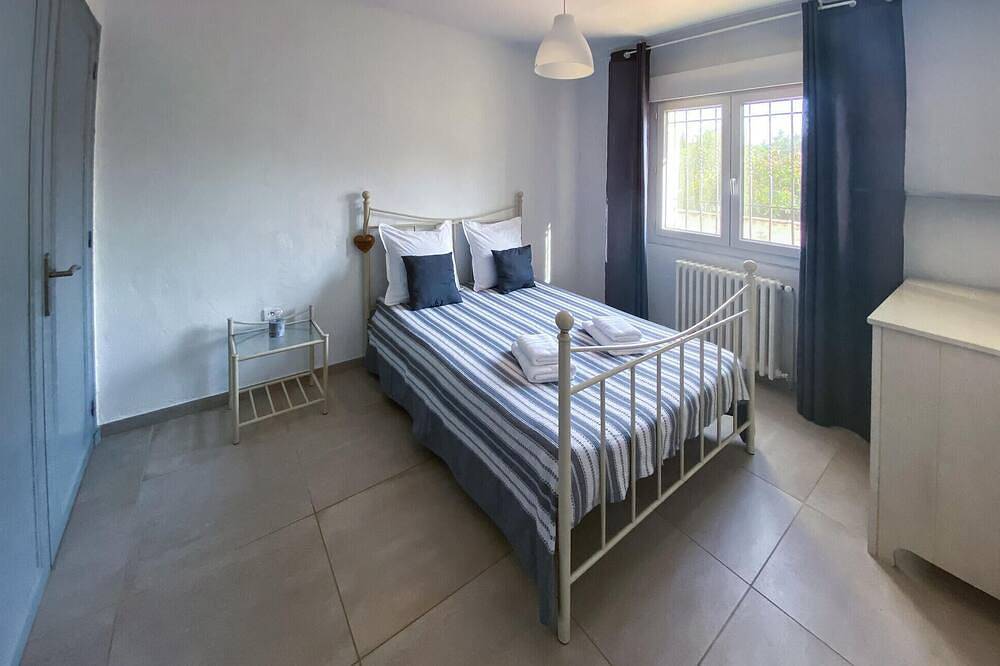 2 bedroom stunning home in Sorgues in Sorgues, Vaucluse