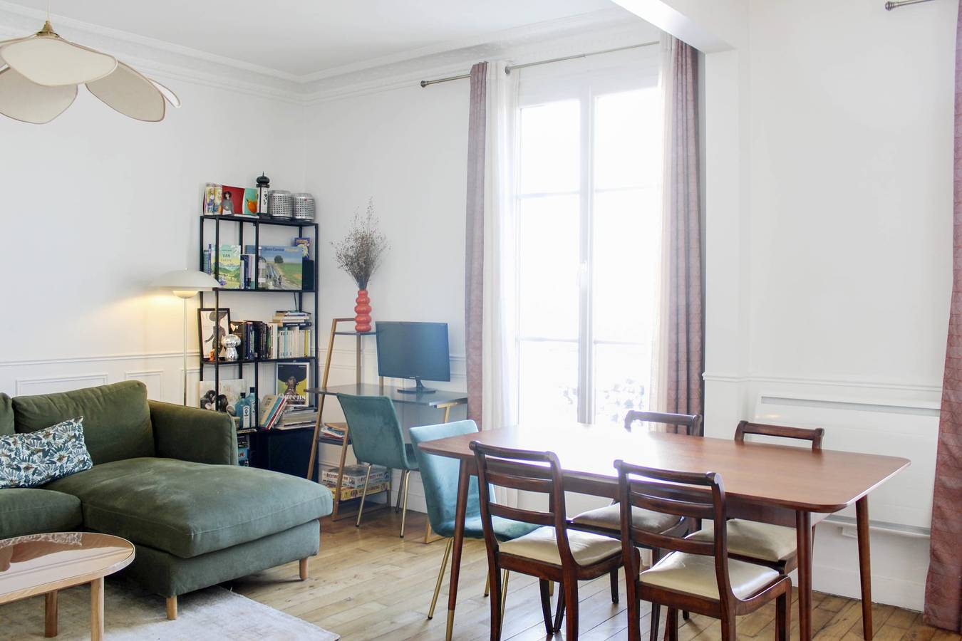 Ganze Wohnung, Spacious 52m² bright flat with view in St-Denis in Saint-Denis, Seine-Saint-Denis