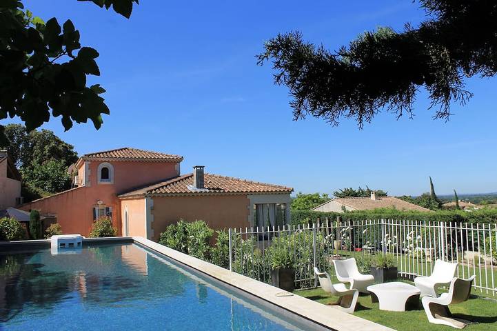 Villa für 6 Personen, mit Garten und Terrasse - 1
