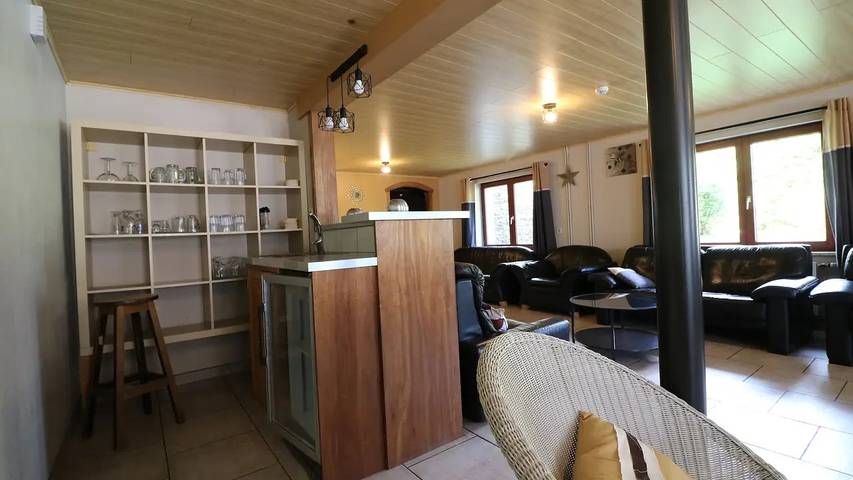 Ferienhaus für 32 Personen, mit Garten und Sauna