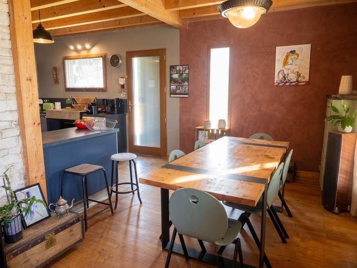 Family-Friendly House with Large Garden in Mane in Mane, Parc naturel régional du Luberon