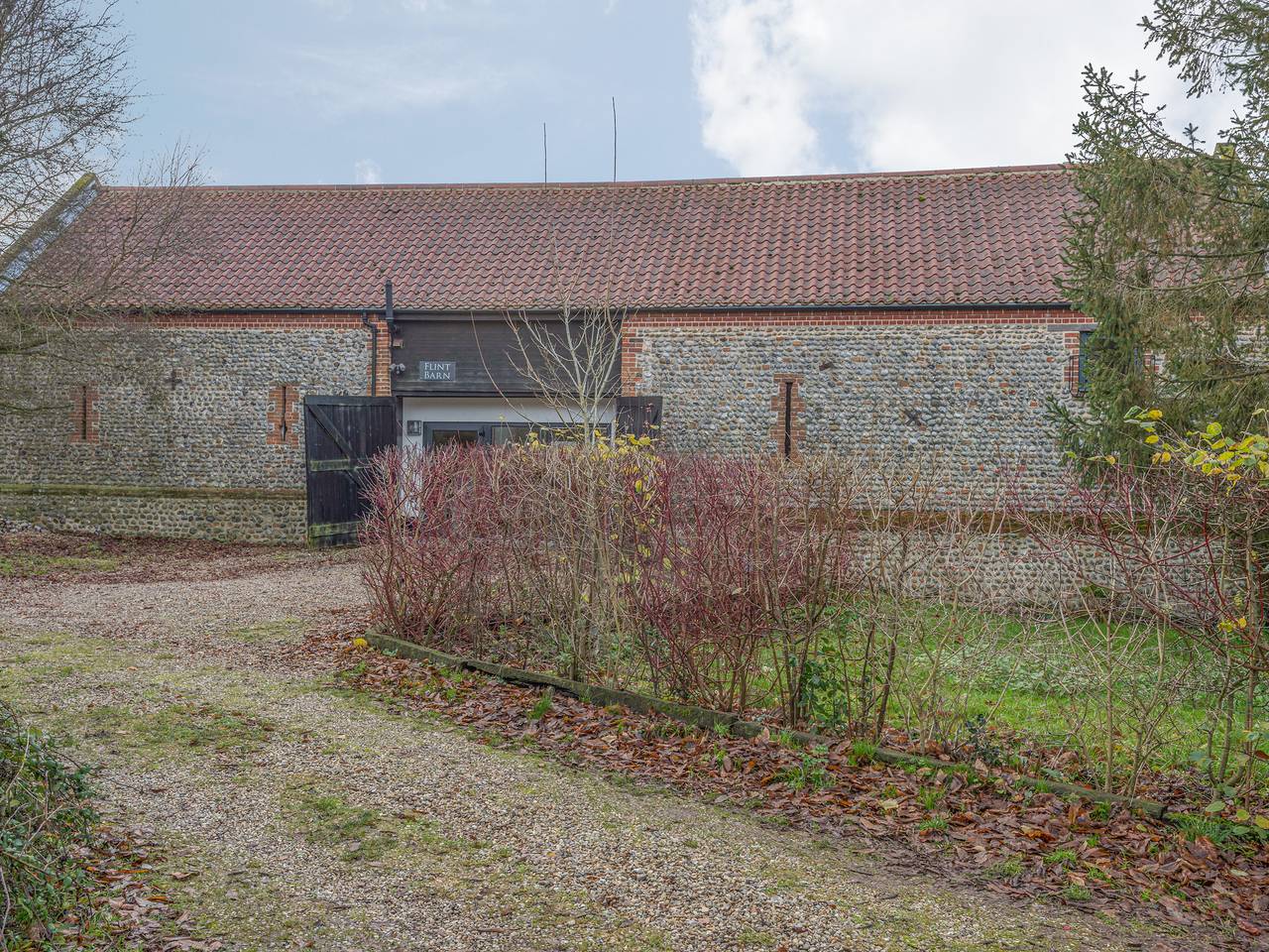 Flint Barn in Knapton, Norfolk Coast