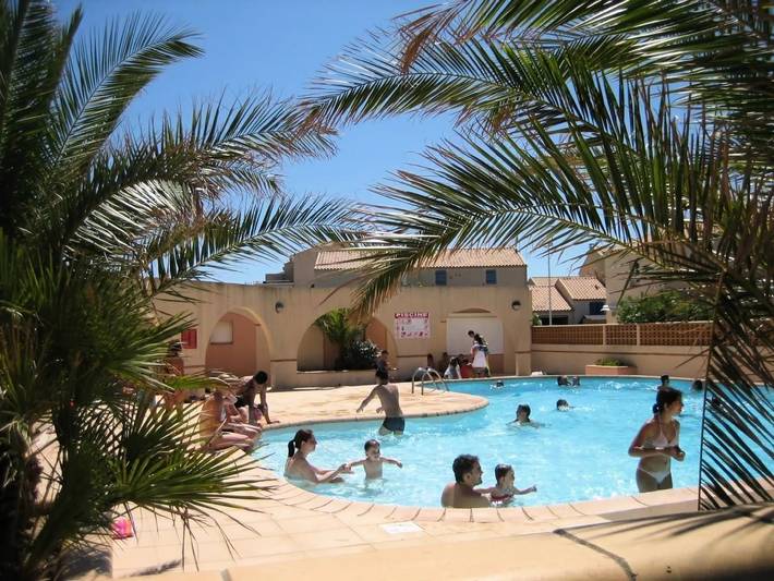 Gîte pour 6 personnes, avec Terrasse et Piscine dans Plage des Aresquiers - 4
