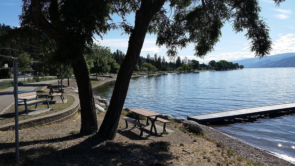 Ganze Wohnung, Peachlands Baumhaus Suite in Peachland, Regional District of Central Okanagan