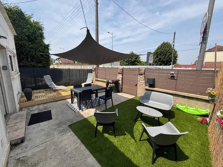 Location de vacances pour 5 personnes, avec jardin à Saint-André-les-Vergers