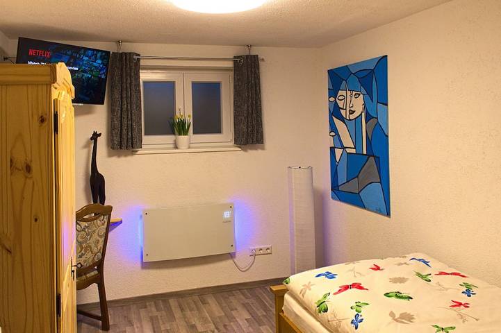 Ganze Wohnung, Landhaus  Pema  Ferienwohnung nähe Kloster Maulbronn und Tripsdrill Erlebnispark in Ötisheim, Kraichgau