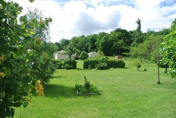 Gîte pour 6 personnes, avec jardin en Charente - 3