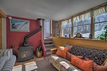 Vacation Home for 12 Guests in Mad River Glen, Vermont, Picture 1