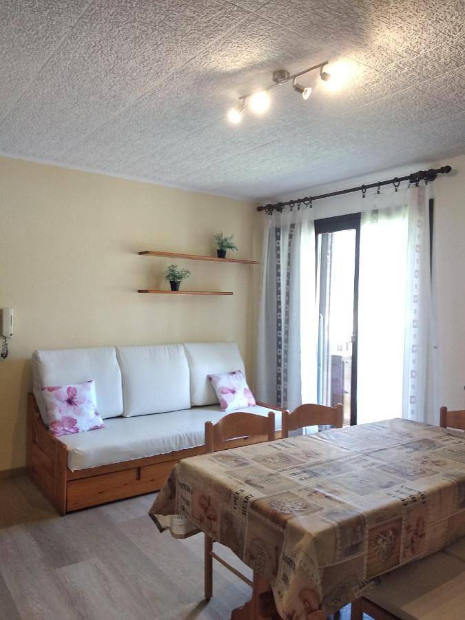 Appartamento per 3 persone, con Balcone e Panorama a Dimaro