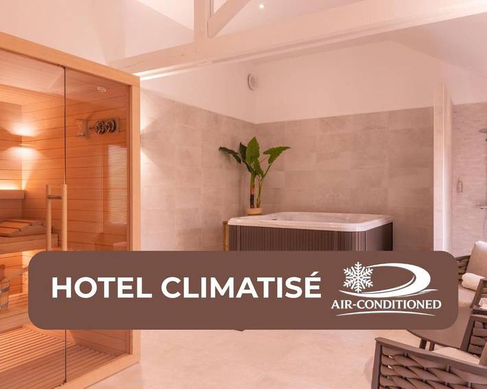 Hôtel pour 2 personnes, avec Terrasse ainsi que Jacuzzi et Sauna