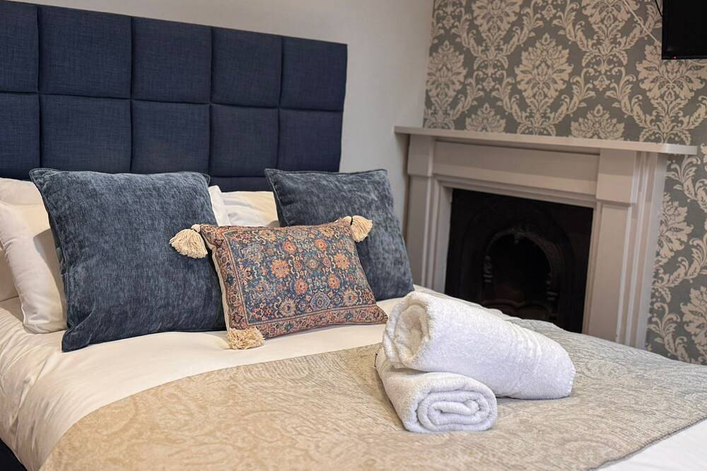 Double Rooms at Regency Guest House in Market Ward, Cambridge