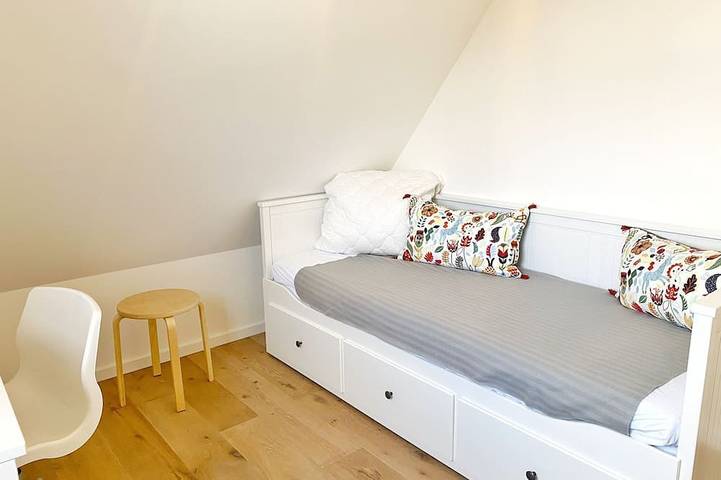 Ferienhaus für 4 Personen, mit Terrasse und Garten in Lohme - 3