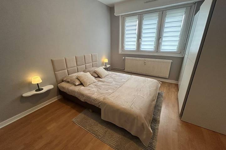 Ganze Wohnung, Apartment in a peaceful setting with free private parking in Lingolsheim, Region Straßburg