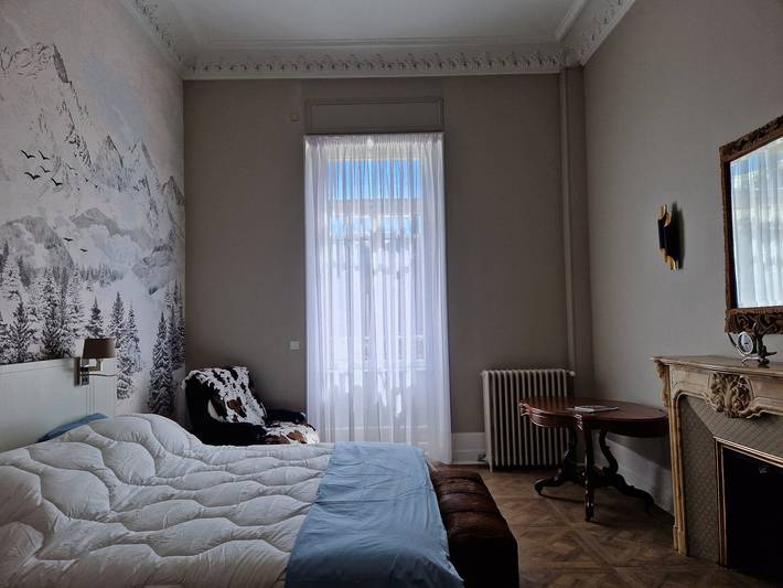 Ganze Wohnung, Luxuswohnung im Schloss mit Privatgarten in Jausiers, Nationalpark Mercantour