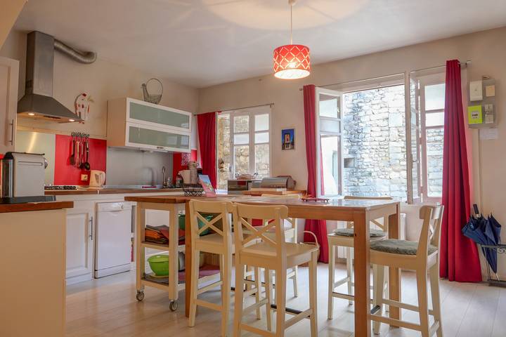 Location de vacances pour 5 personnes, avec terrasse à Saint-Paul-Trois-Châteaux - 2