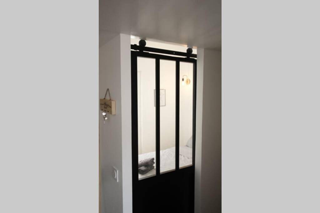 Appartement entier, Two-Bedroom Apartment in Marseille, Région de Marseille