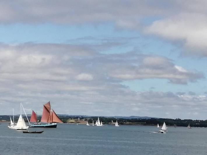 Location de vacances pour 3 personnes, avec jardin et vue à Plougastel-Daoulas
