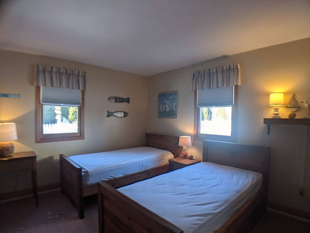 Endless Summer Cottage in Gilford, Lake Winnipesaukee