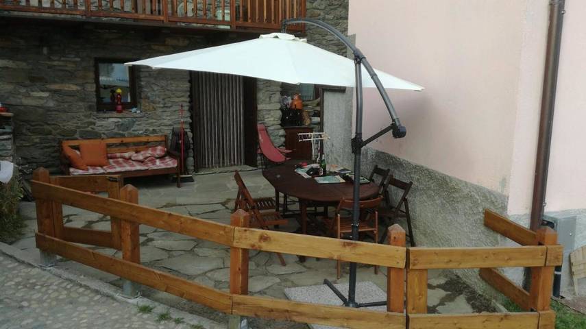 Appartement de vacances pour 5 personnes, avec vue et jardin