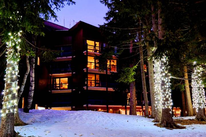 Gîte pour 4 personnes, avec balcon, adapté aux familles dans Arc 1800
