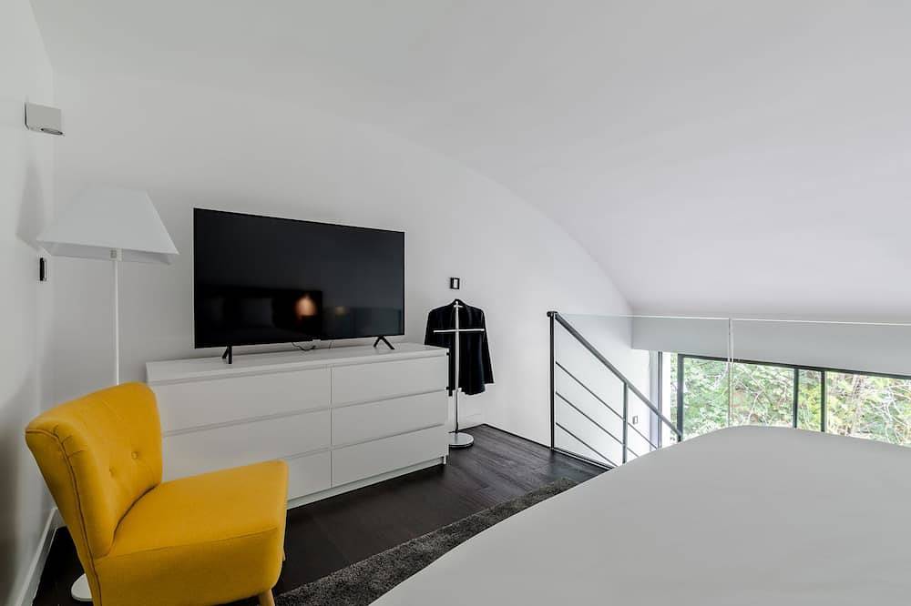 Appartement entier, B5 Loft Duplex 175Blo-Paris Convention in Paris, Île de France
