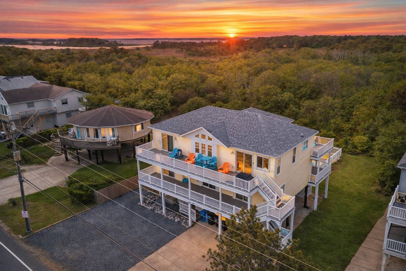 9Br Ocean Estate • Pool • Hot Tub, 350 Ft to Beach in Sandbridge Beach, Sandbridge