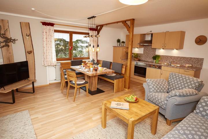Ferienwohnung für 4 Personen, mit Terrasse und Garten in Rettenberg - 3