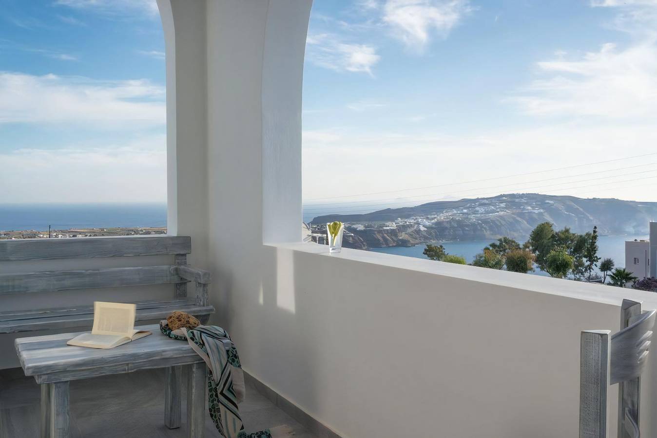 Beautiful Megalochori Villa | Luxury Villa | 2 Bedrooms | Private Hot Tub & Uninterrupted Views of the Caldera | Megalochori in Megalochori, Santorin
